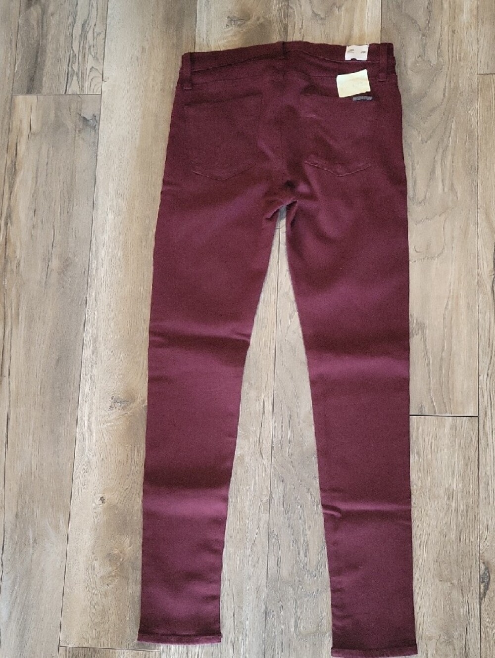 Hudson Jeans Skinny in Deep Burgundy - Picture 4 of 4